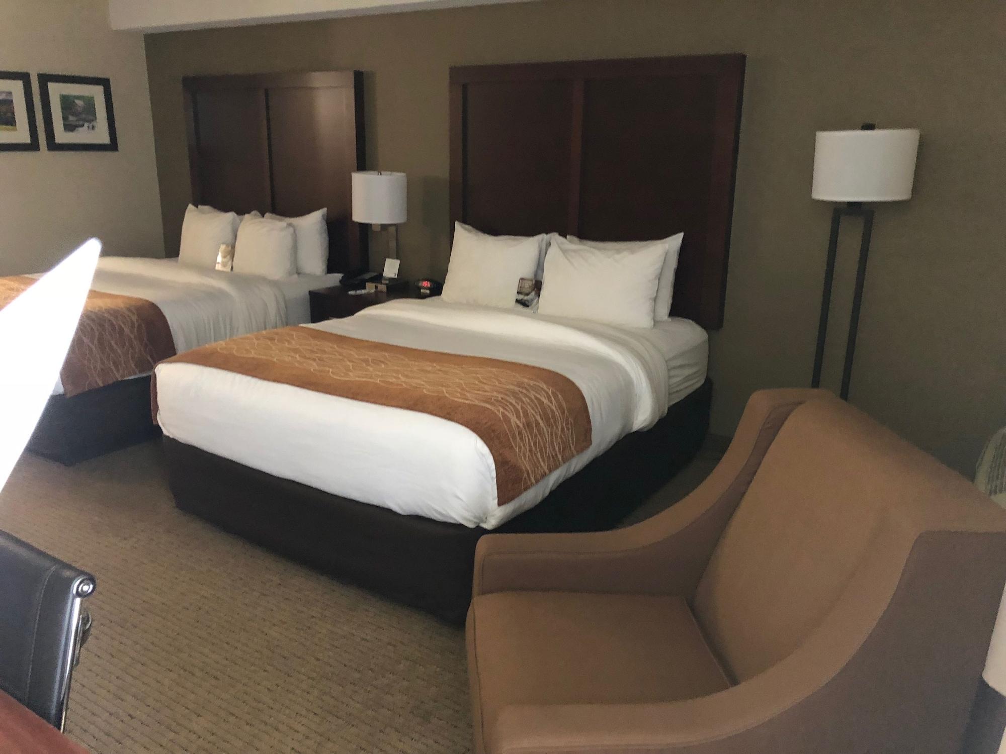 Comfort Inn & Suites Near Danville Mall Zewnętrze zdjęcie